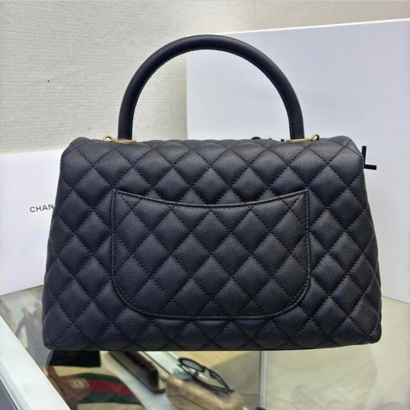 Chanel Coco - Picture 7 of 12